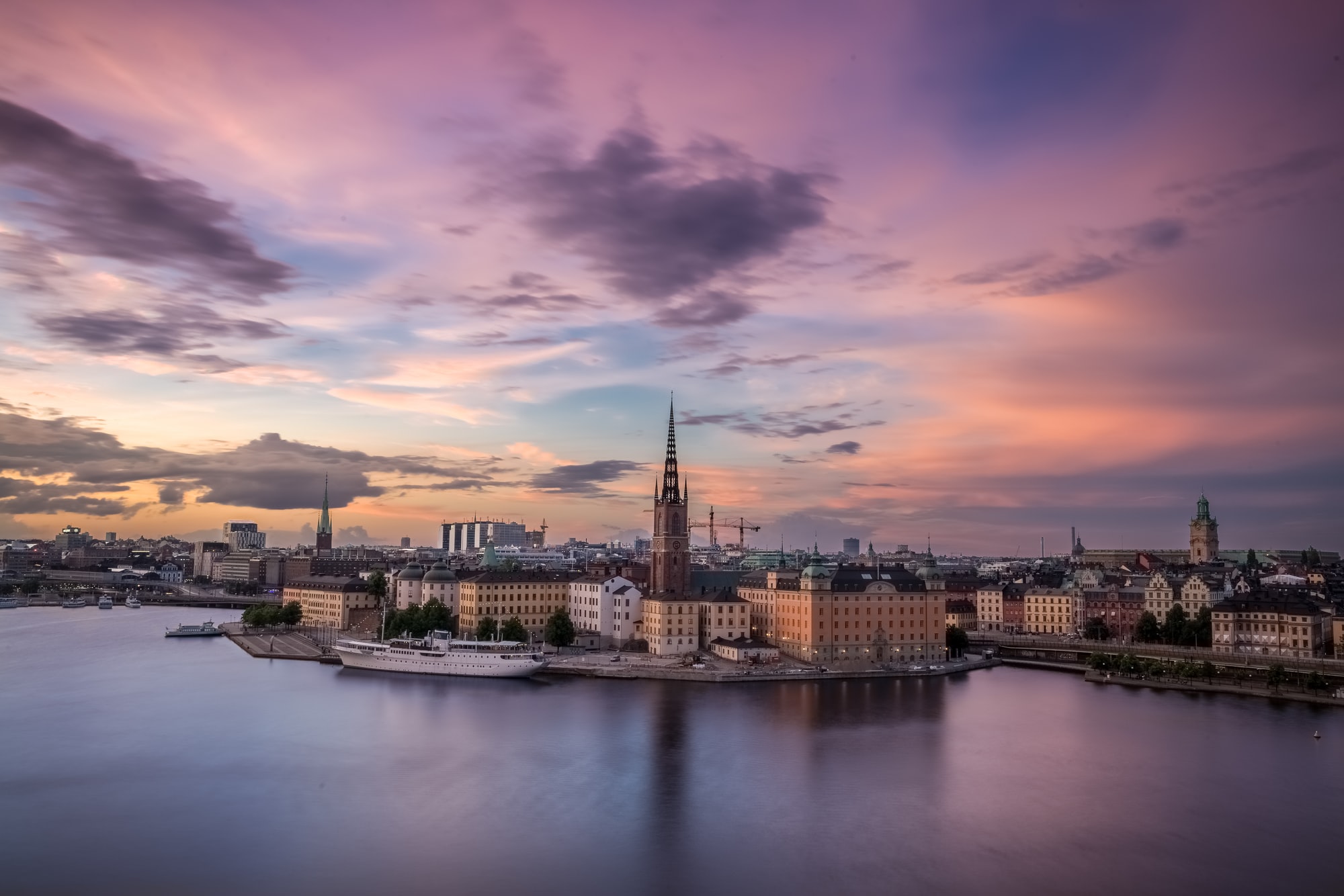 🏭 Sweden Shuts Down Its Last Coal Plant Two Years Early