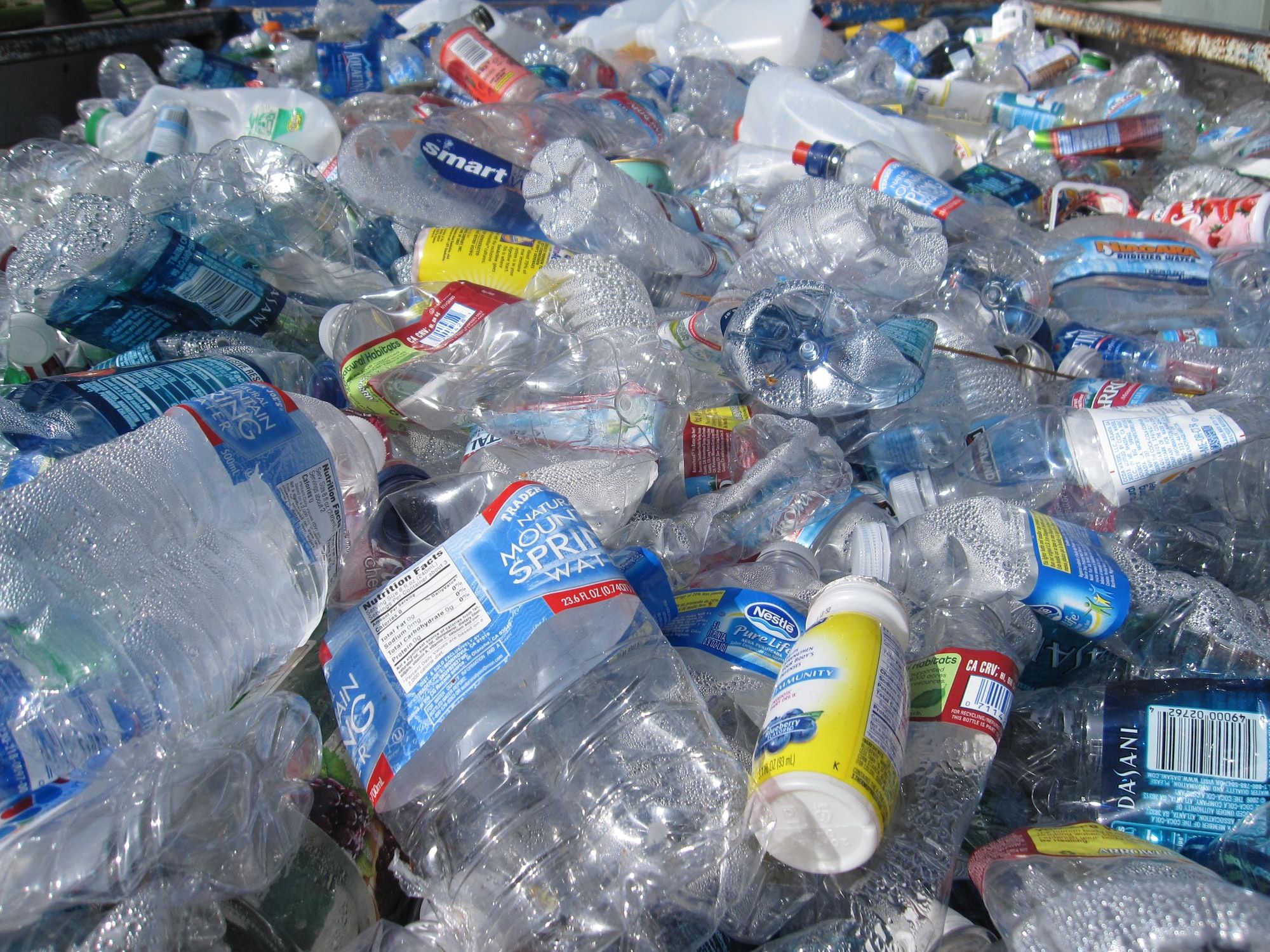 ♻️ Super-enzyme eats plastic