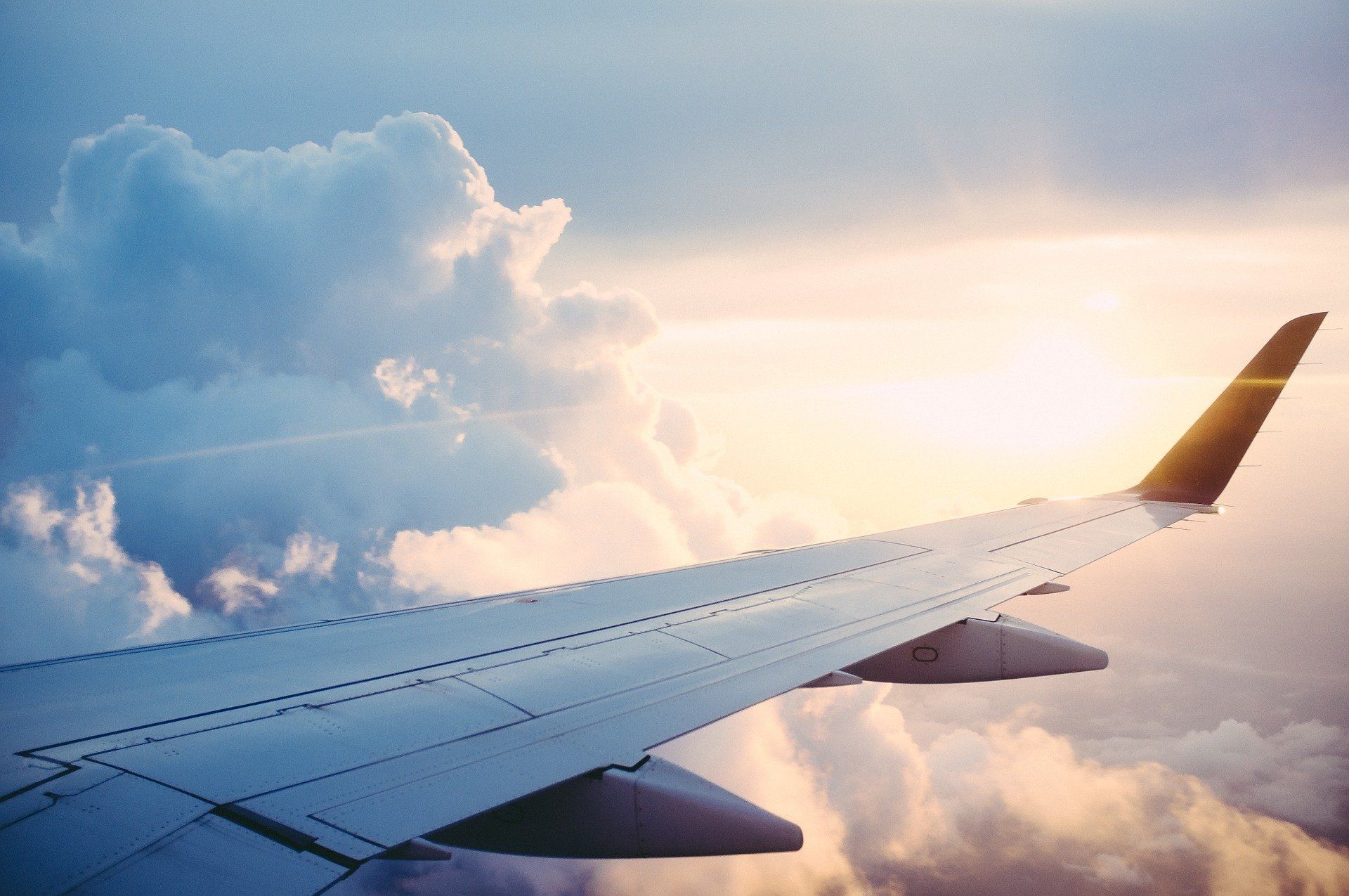 ✈ Airlines can reduce their environmental impact by simply making better use of the winds