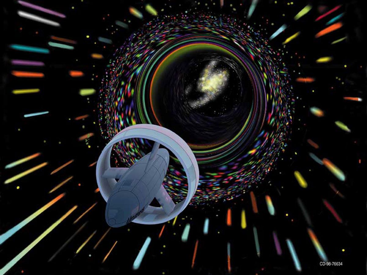 🚀 The future of space travel: through wormholes or with Warp Drives?