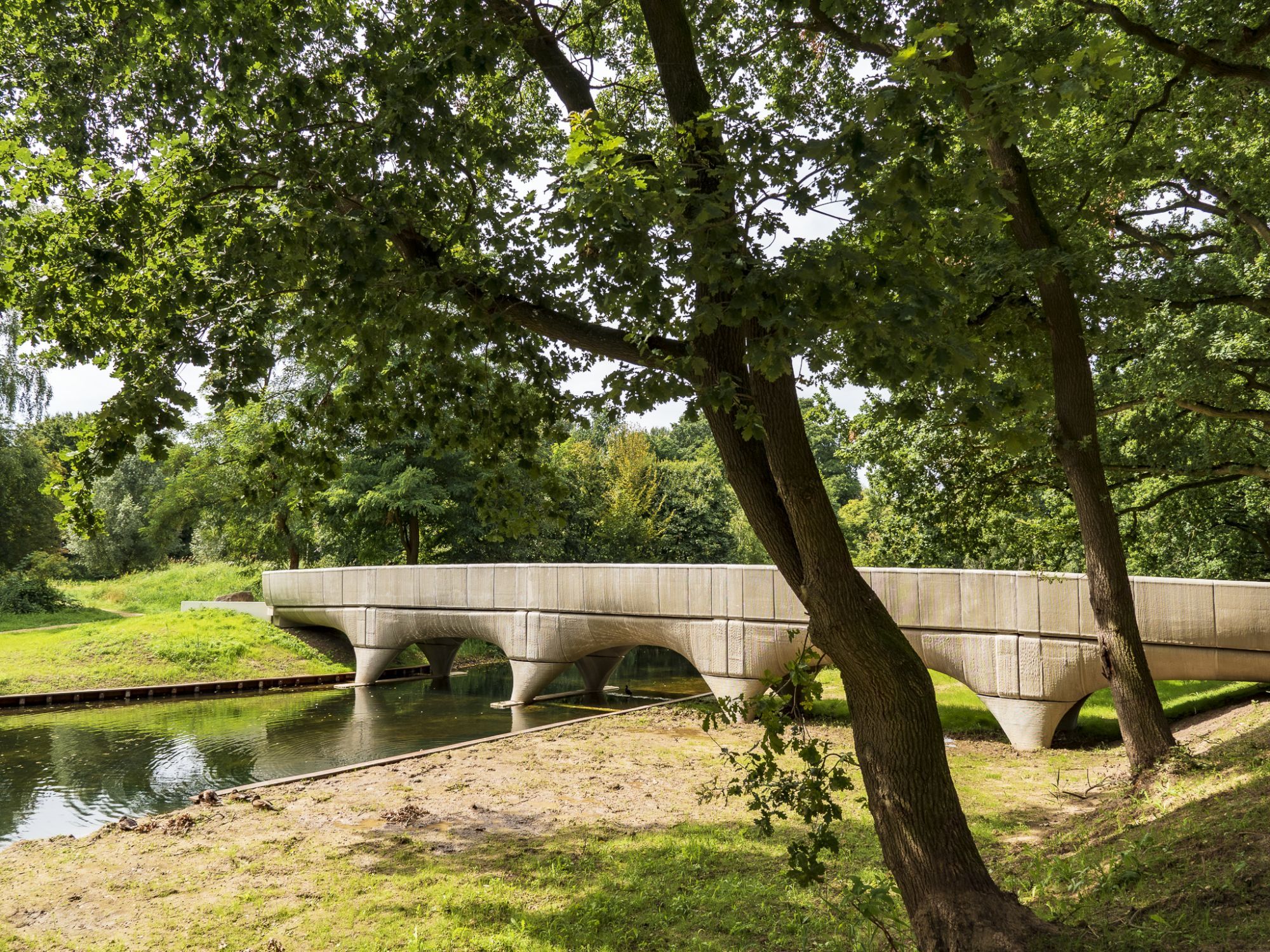 🖨 Netherlands new record holder of longest 3D-printed bridge