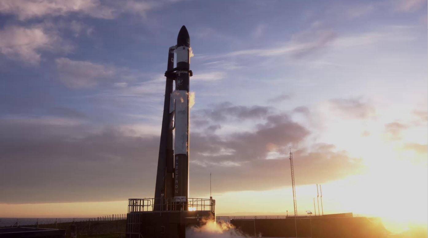 🚁Rocket Lab introduces first reusable rocket