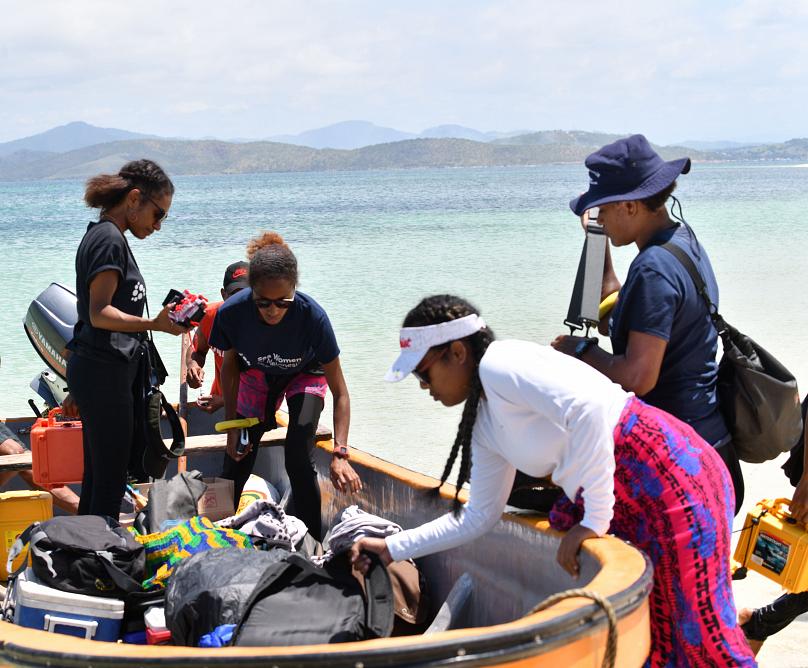 🚺 These women are helping save endangered coral reefs