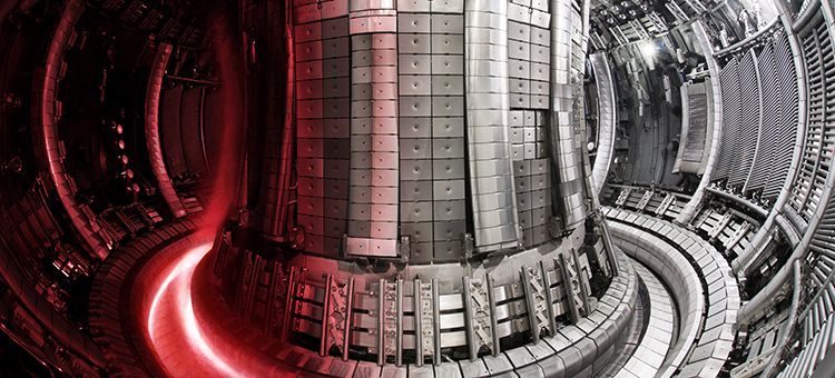 🥇 Fusion reactor breaks new record