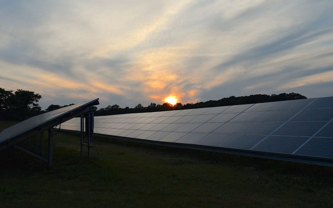 ☀ These solar panels provide electricity even at night